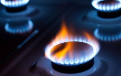 Украинцев заставляют платить за доставку газа даже без потребления