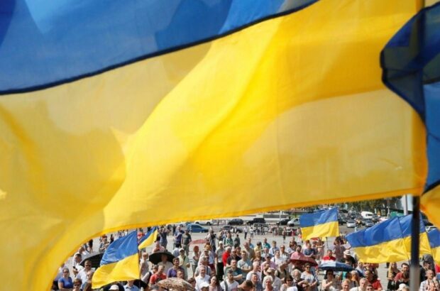 Опрос КМИС: Украинцы выражают разочарование и надежду к нынешней власти