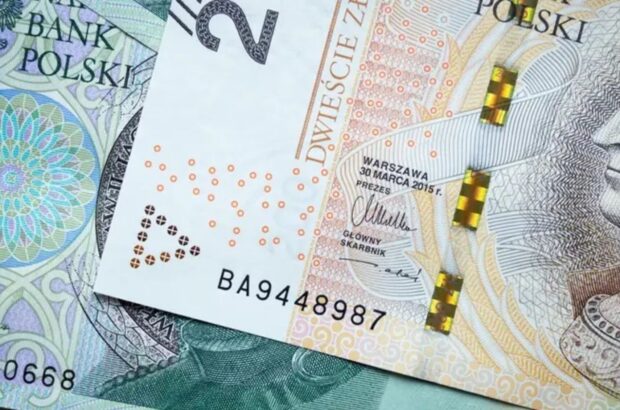 300 злотих допомоги для українців у Польщі: хто має право та як отримати виплату