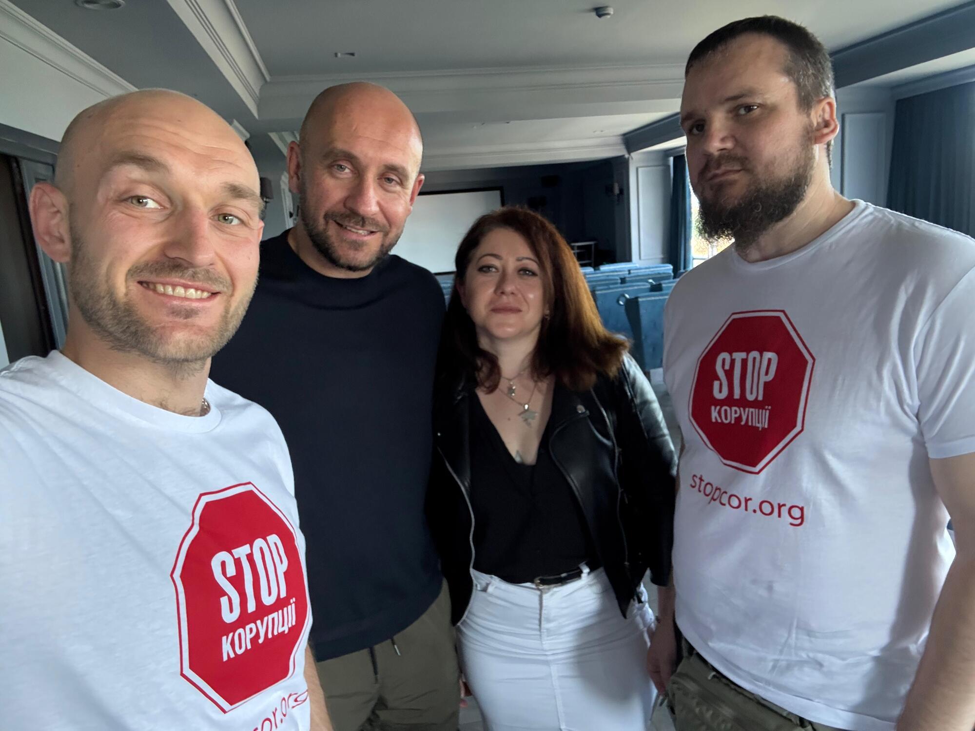 Черновицкие стопкоровцы представили достижения за год: расследование, разоблачение, огласка коррупционных махинаций