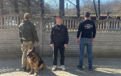 У границы со Словакией задержали гражданина Турции: пытался незаконно попасть в ЕС