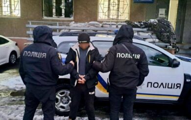 Торгував боєприпасами: на Закарпатті 25-річний чоловік збув клієнтові партію набоїв