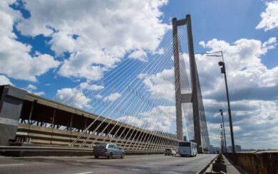 В Киеве частично могут снять ограничения на движение по Южному мосту