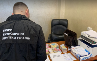 На Буковине разоблачили схему уклонения от налогов известной франшизой