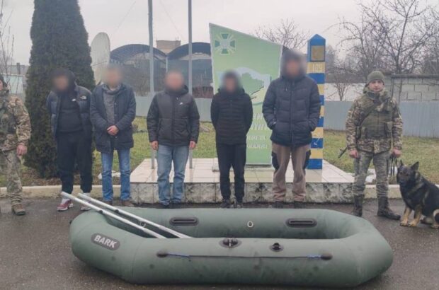 7 тисяч євро за можливість переплести Тису: на Закарпатті затримали 5 ухилянтів