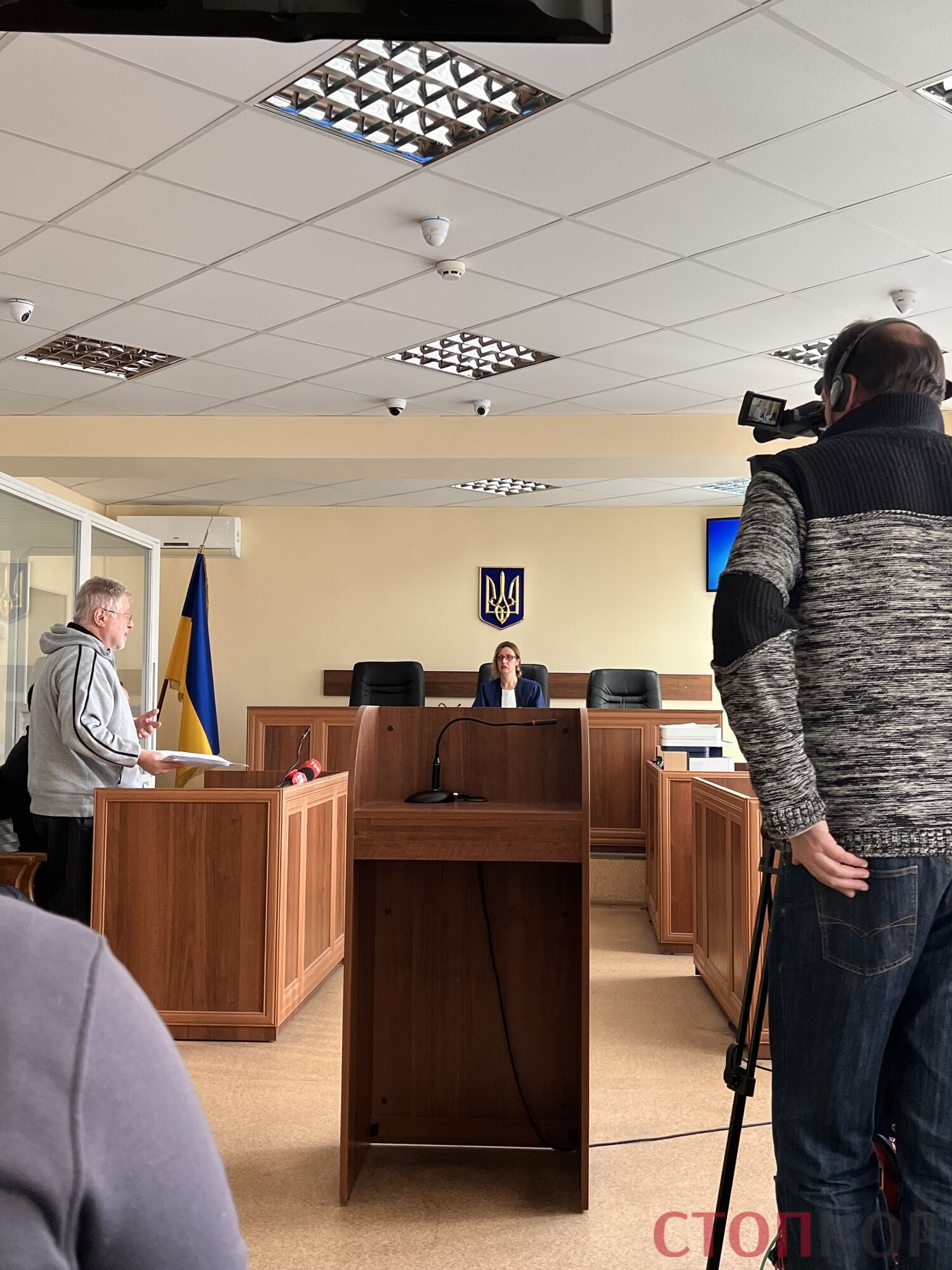 Сторона Коломойського подала клопотання про долучення доказів