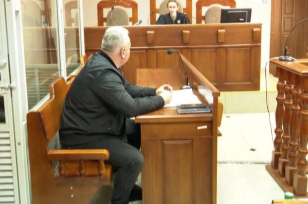 Вистрелив у сусіда: на Волині експоліцейського звинувачують у вбивстві