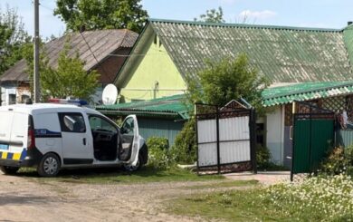 На Хмельниччині під час перевірки документів застрелили поліціянта, нападник утік