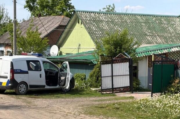 В Хмельницкой области во время проверки документов застрелили полицейского, нападавший скрылся