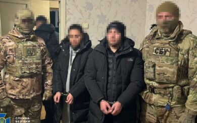 Продавали наркотики в Євросоюзі: СБУ ”вивела” з-за кордону і затримала в Україні лідерів банди (фото)