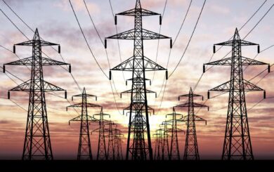 Українцям варто тримати напоготові генератори та павербанки, – міністр енергетики Галущенко