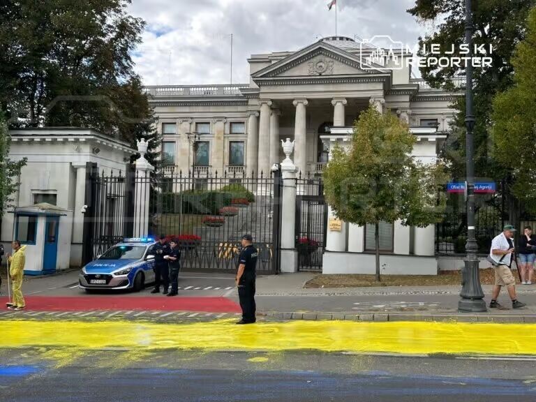 Акция солидарности в Варшаве