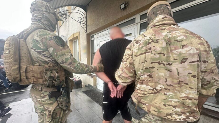 Задержан организатор »пакета услуг» для выезда военнообязанных из Украины