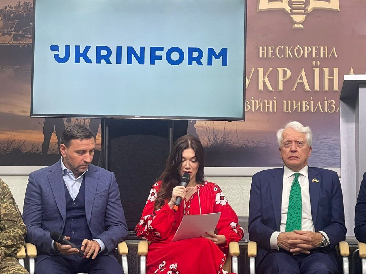  Сила культурної дипломатії: у Києві відбулась пресконференція за підсумками міжнародного туру хору ім. Верьовки 