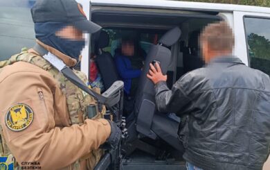 Операция СБУ: задержаны коллаборанты по псевдо »избирательной комиссии» в Херсонской области