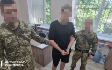 Відмовився повертатись на фронт: затримано військовослужбовця за підозрою в дезертирстві та підбурюванні інших військових