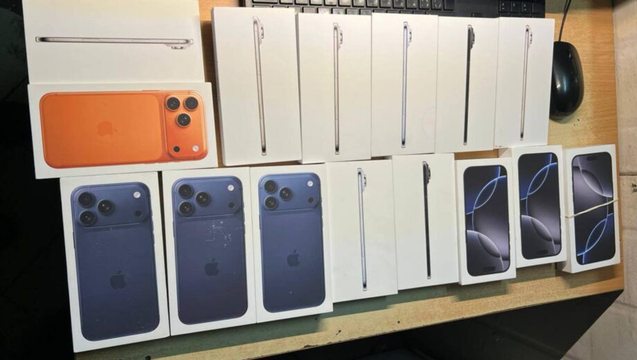Митники затримали партію iPhone на 1,5 млн грн у Шегинях – подробиц