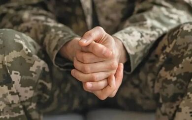 У Кропивницькому чоловіка з восьмирічною донькою доставили до ТЦК: дитину через 10 годин забрала мати