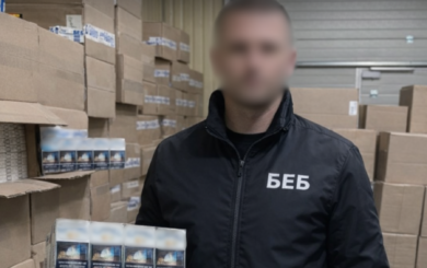 Одесит отримав 4 роки за торгівлю незаконними сигаретами на понад 6 млн грн