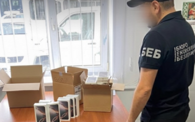 Телефони, парфуми й рідини для вейпів: БЕБ викрило масштабну контрабанду на Львівщині