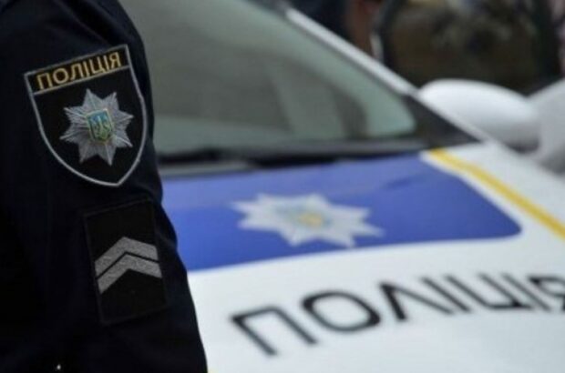 На Хмельниччині чоловік та жінка побили пенсіонерку, бо вважали її відьмою
