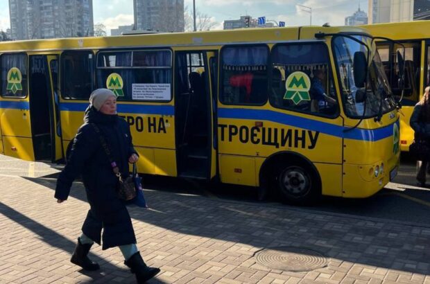 У Києві запустили ”метро на Троєщину”? Місцеві жителі бурхливо відреагували в соцмережах