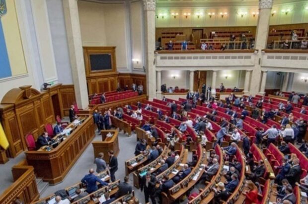 Закон про мобілізацію: депутатів можуть позбавити броні від мобілізації