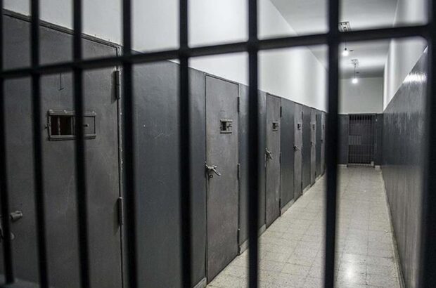 Путін відключає опалення у в’язницях, щоб ув’язнені йшли воювати в Україну, — Bild
