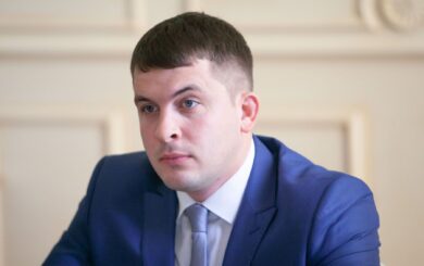 Суд відмовився усунути з посади високопосадовця керівника апарату КМДА, фігуранта справи про 1,3 млн грн