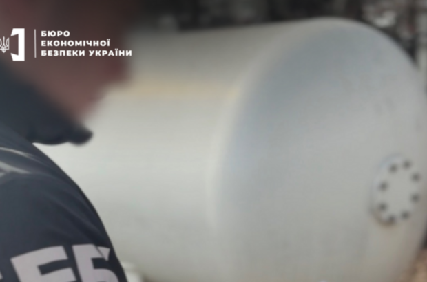 Масштабна перевірка на Львівщині: БЕБ відпрацювало 94 АЗС, частину нелегальних заправок уже демонтовано