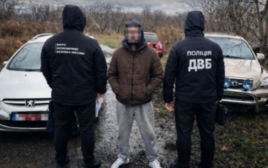 12 авто на 1,5 млн грн: БЭБ разоблачило канал фиктивной гуманитарной помощи