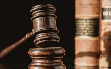 Во Львовской области мать оштрафовали за прогулы сына: более 100 уроков в месяц