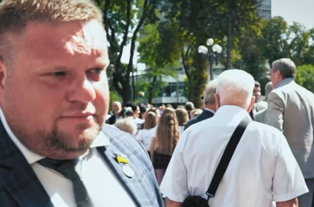 Круті машини та землі на Київщині: чинного нардепа підозрюють у незаконному збагаченні на 11 мільйонів