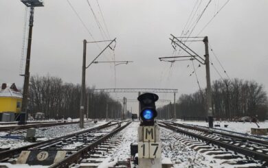 Апрельский снегопад: в Укрзалзницах ответили, повлияла ли непогода на движение поездов