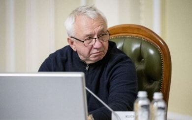 Олексій Кучеренко закликав киян до активних дій через сумнівні тарифи на управління будинками