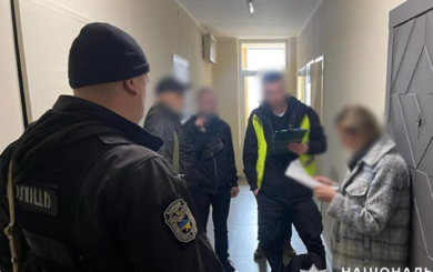 У Києві викрили групу осіб, яка через кол-центри привласнила пожертви на допомогу дітям