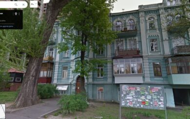 Киевляне против небоскреба: в центре столицы пытаются построить 22-этажку на месте исторического музея