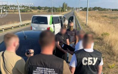 Полицейский из Николаевской области получил взятку за избежание мобилизации – суд избрал меру пресечения