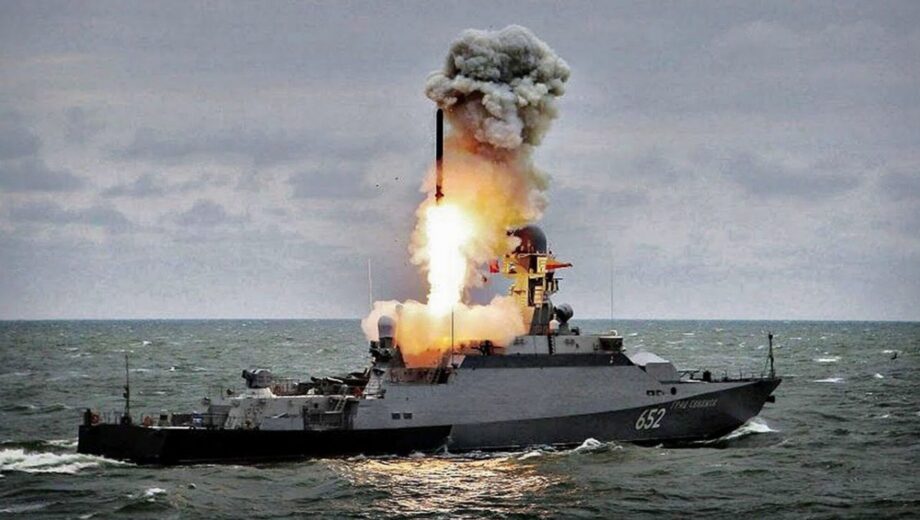 Су-30 пішов на дно: у ГУР підтвердили – влучили з дрона у винищувач рф
