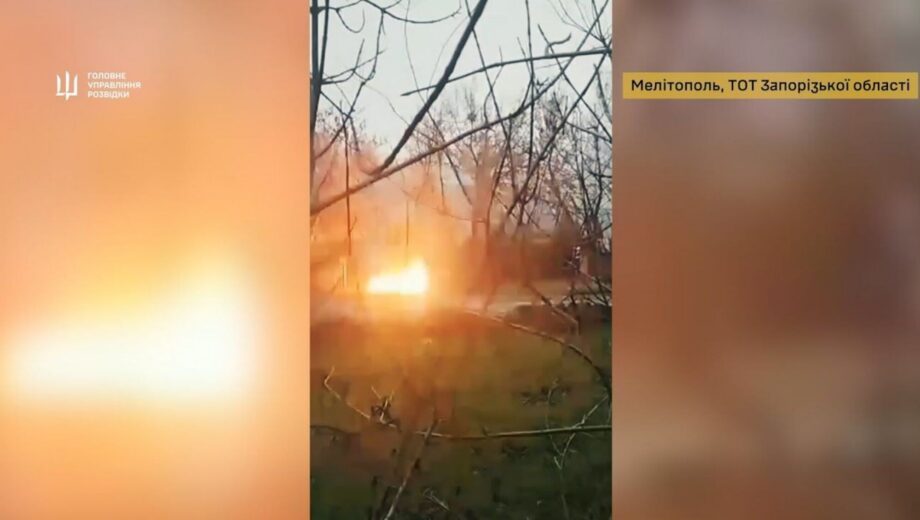 ГУР взорвало военный »Урал» врага во временно оккупированном Мелитополе