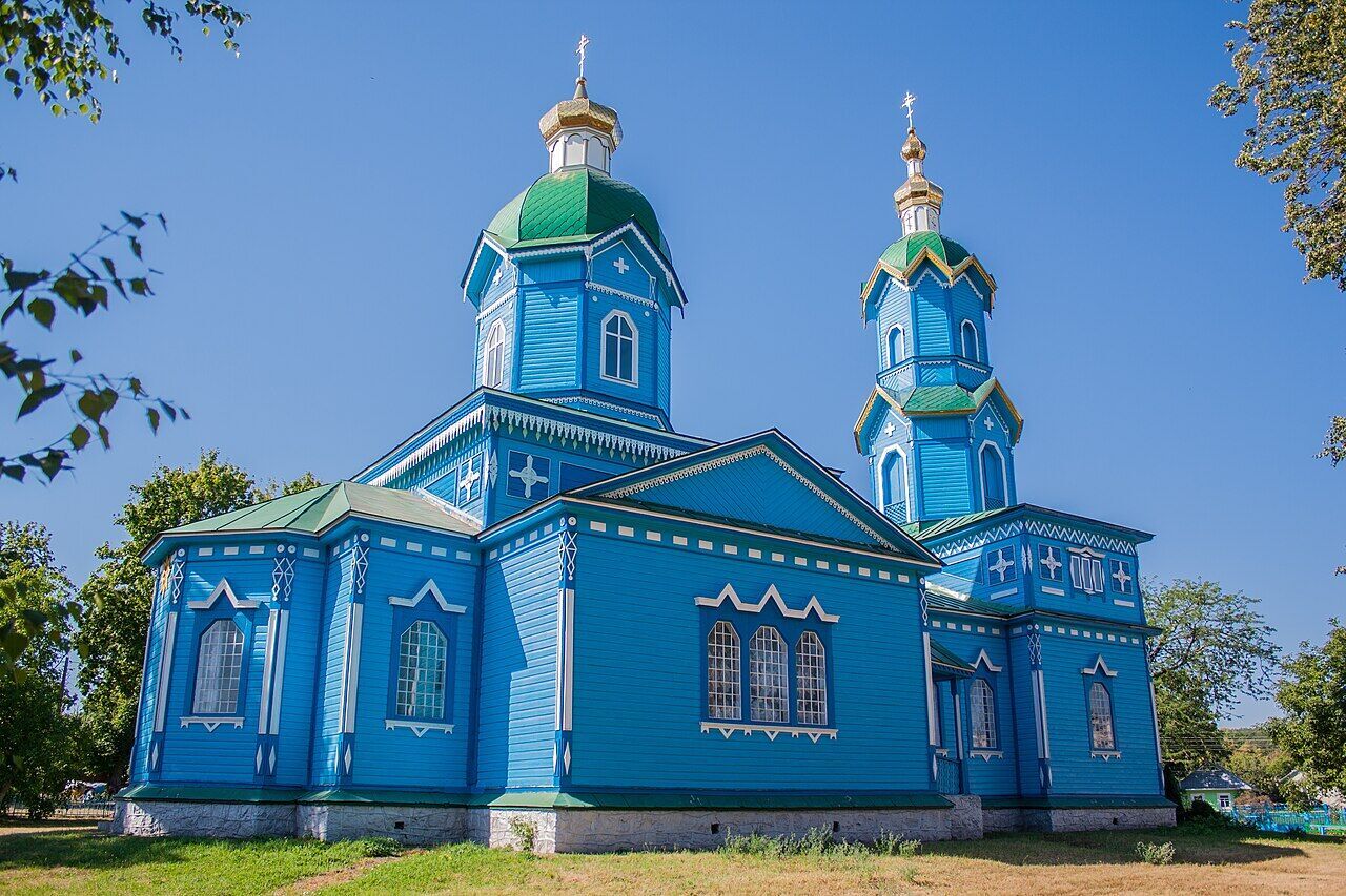 Покровська церква фото