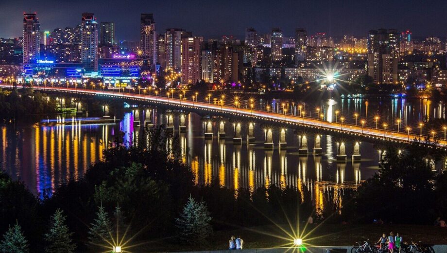 В Киеве заказали проект ремонта моста Патона за 2 миллиона гривен: ремонт стоит 500 миллионов евро?