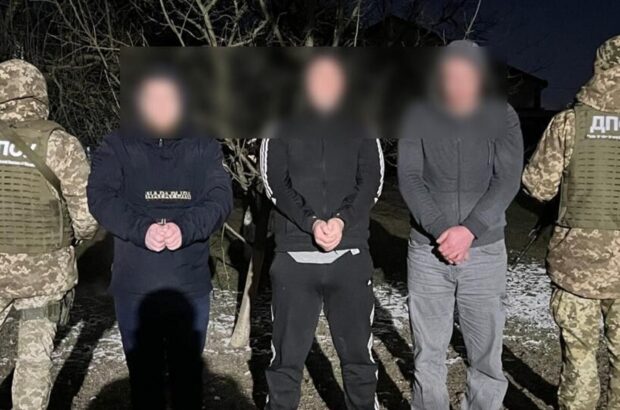 »Лучше сдаться. Чем переплывать и утонуть»: на Закарпатье задержали нарушителей границы