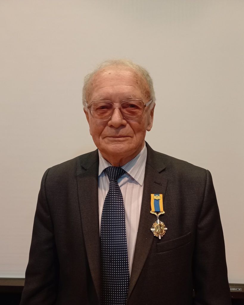 Володимир Міхньов