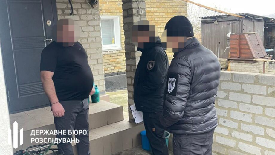 Военный чиновник незаконно забрал более 3 миллионов гривен по боевым выплатам подчиненных