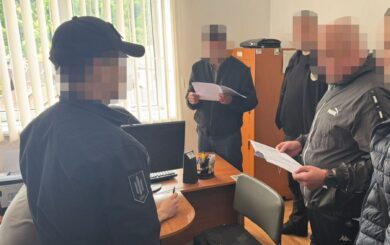 На Прикарпатье чиновник правоохранительного органа требовал $5 тысяч за »решение вопросов» с ТЦК (видео)