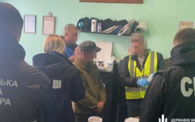 ДБР викрило працівника колонії на Миколаївщині за наркотики