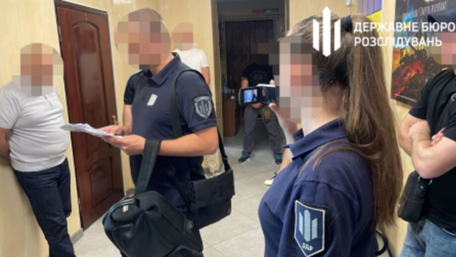 На Одещині викрито посадовців міграційної служби, що заробляли на іноземцях, – ДБР