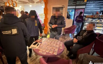$8 тысяч за должность: в Одесской области задержали фигурантов схемы
