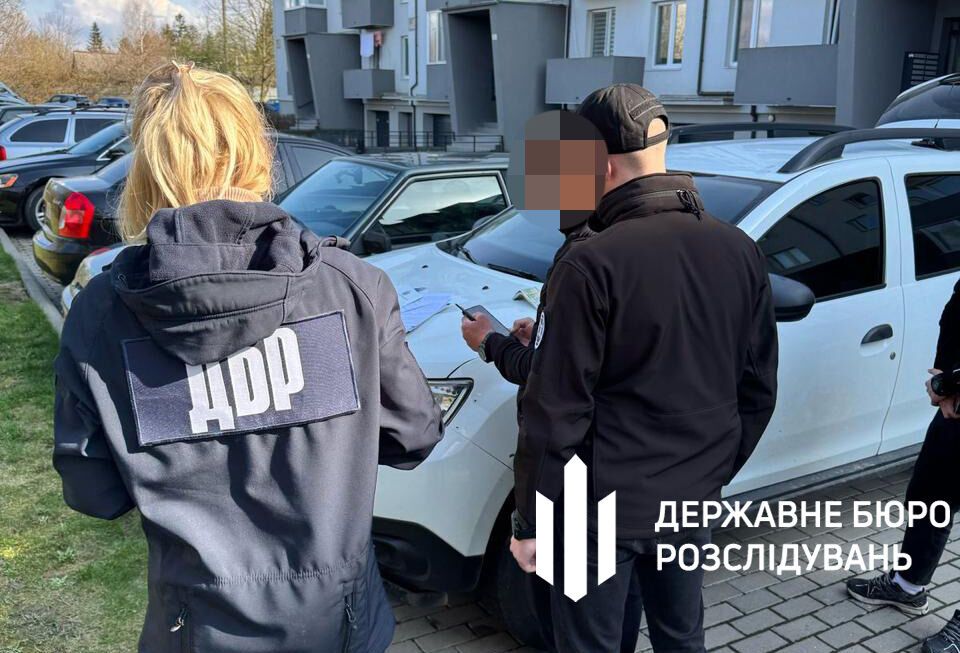 Незаконний виїзд ухилянта за $4 тисячі